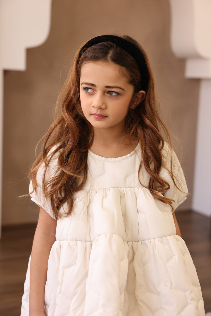 dress s/s quilted full gathered - ivory