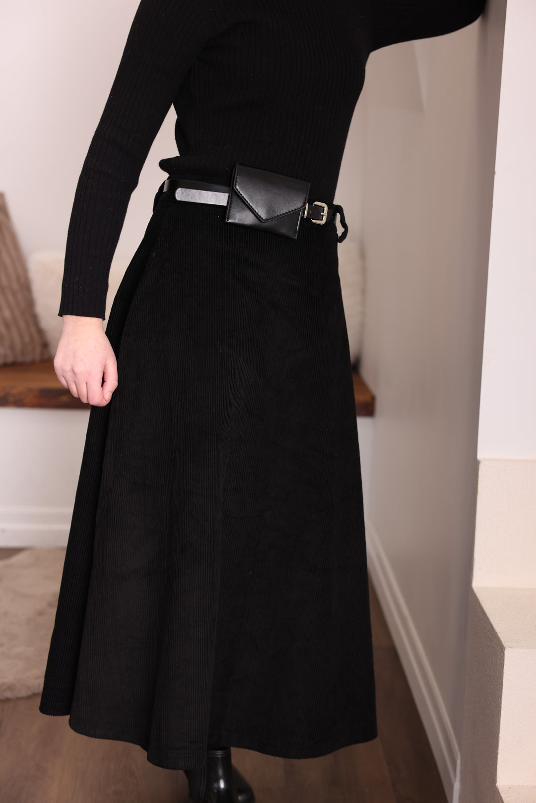 skirt corduroy a line with pocket belt - black/black