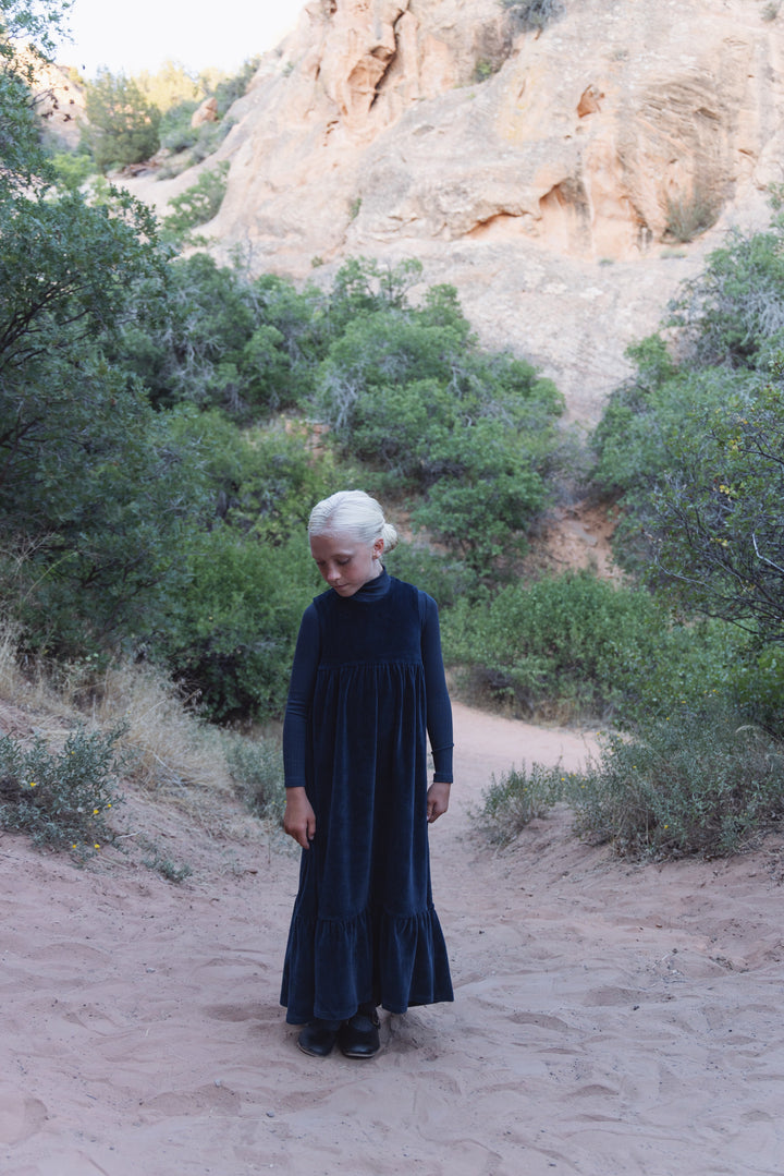 maxi dress high low velour jumper - black