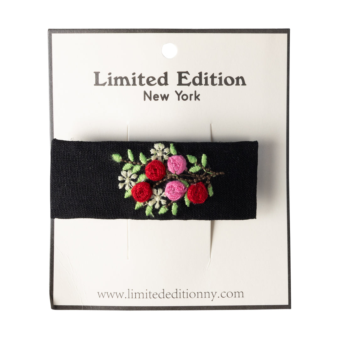clip floral embroidered rectangle - black-5
