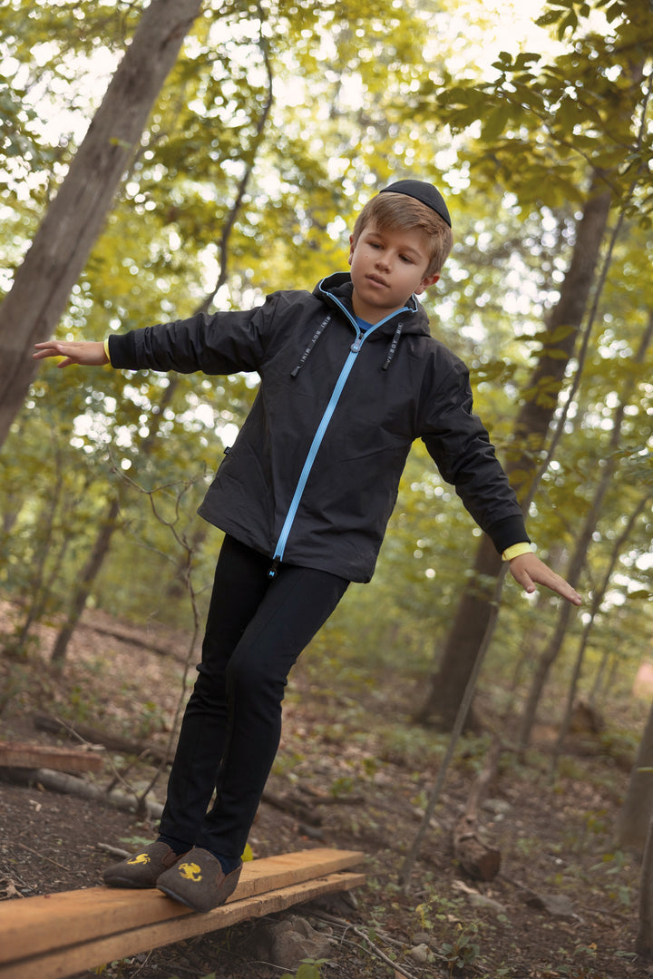 jacket piped zipper logo on back with hood - black