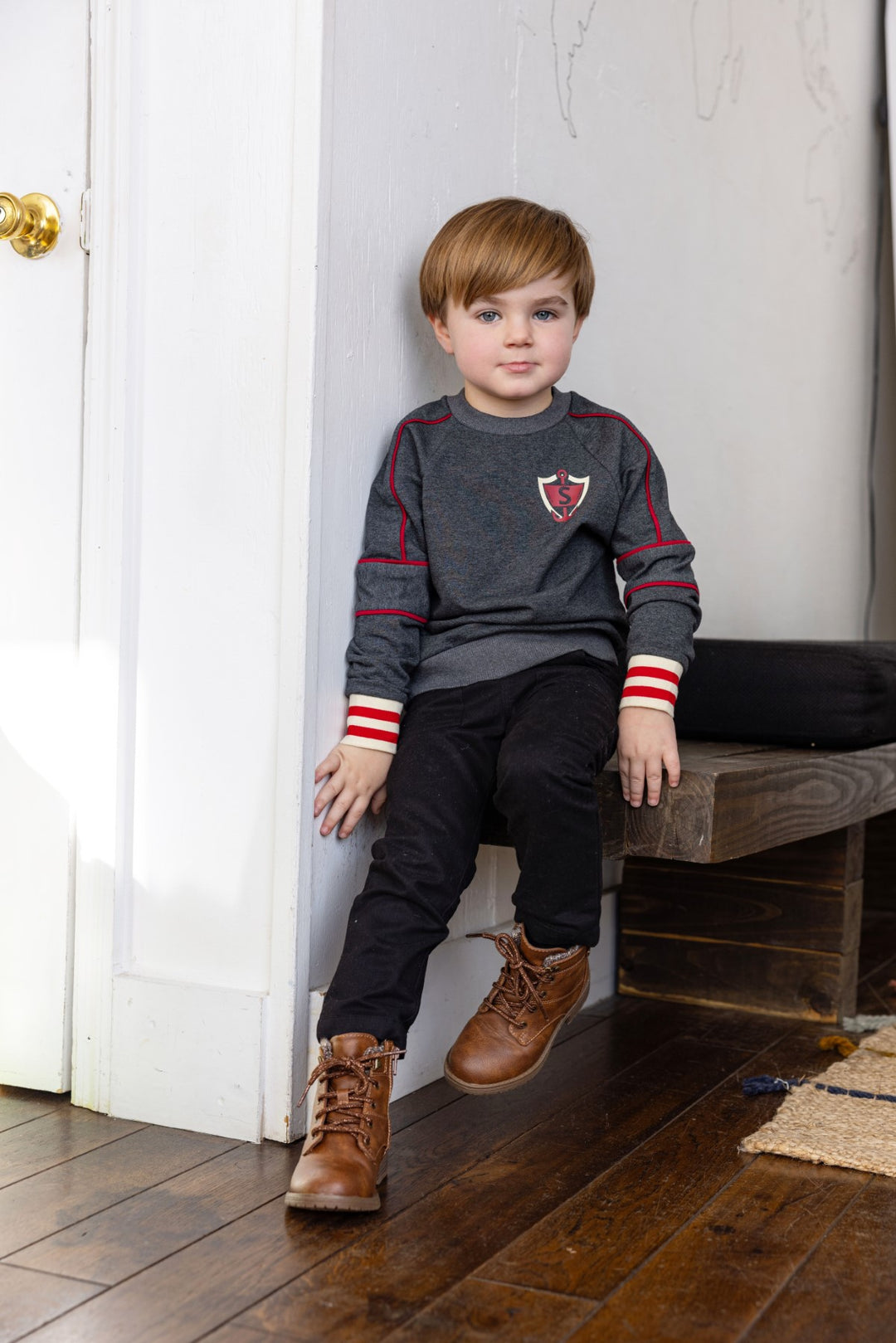 top l/s striped band with anchor - charcoal