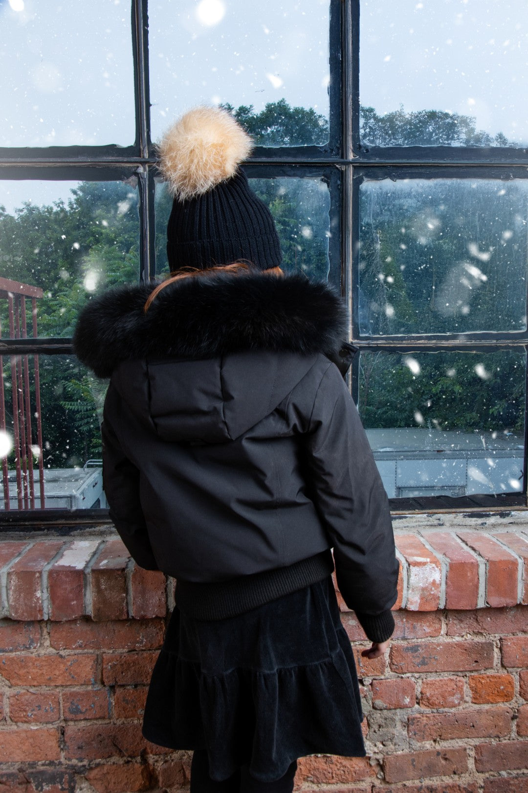 coat down bomber style with fur hood - black