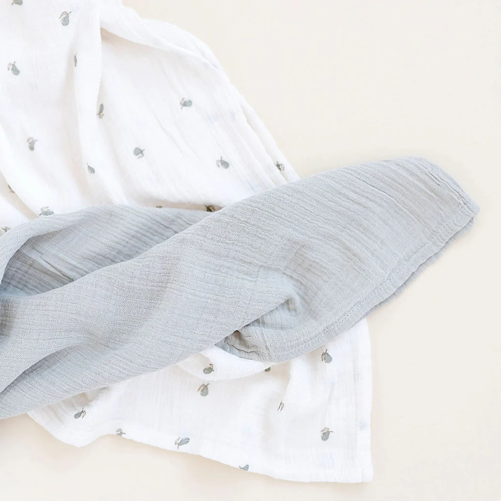 swaddle muslin printed with solid 2 pack - sage pear/sage