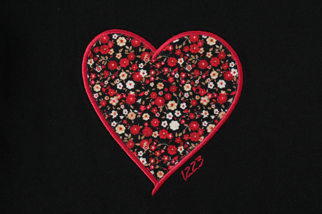 floral heart sweatshirt - black