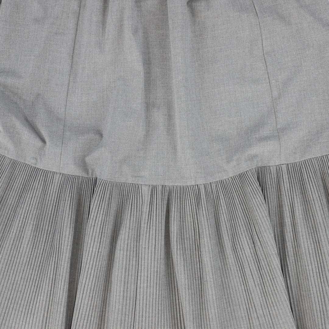 dress high waisted with mini pleated hem - light grey