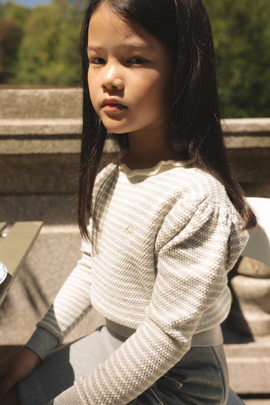 top l/s knitted stripe sweater with raw neckline - grey