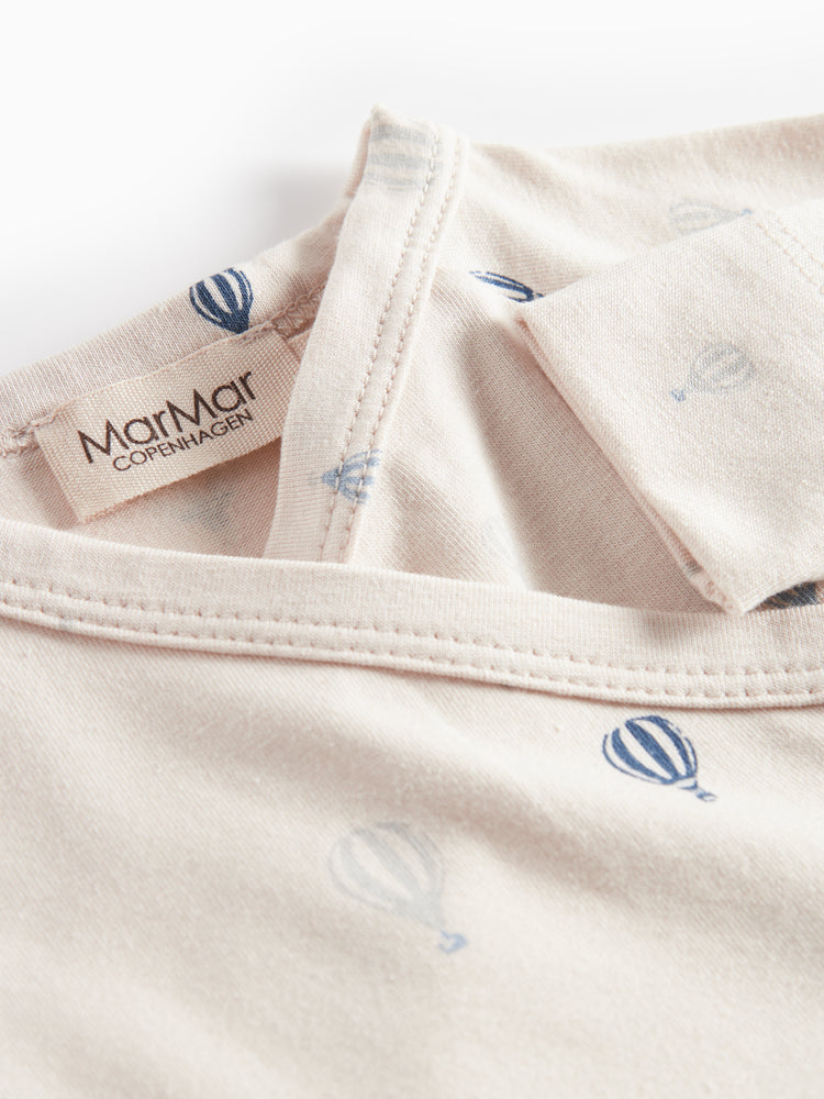 footie hot air balloon wrap with beanie - air balloon