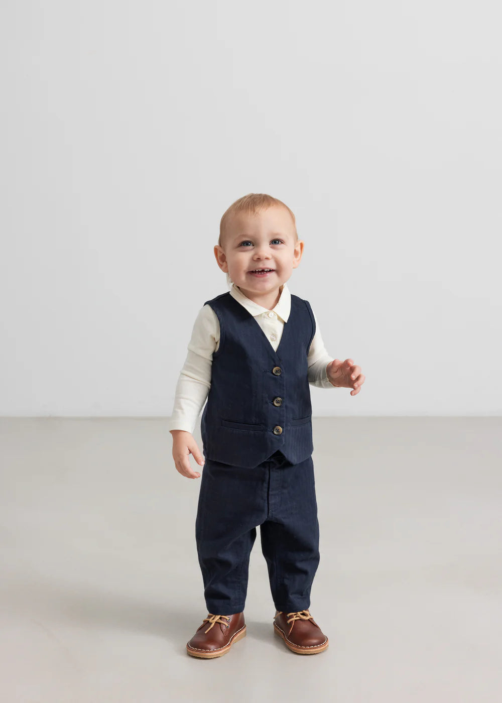 onesie l/s with collar - gentle white