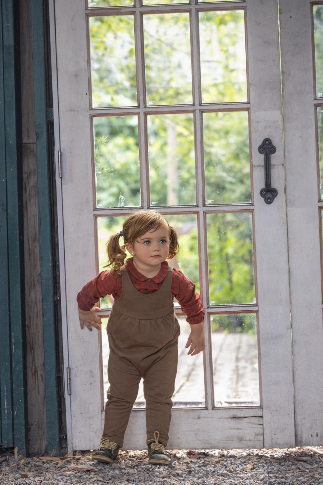 set outfit checkered peter pan collar shirt and overalls - chestnut/berry