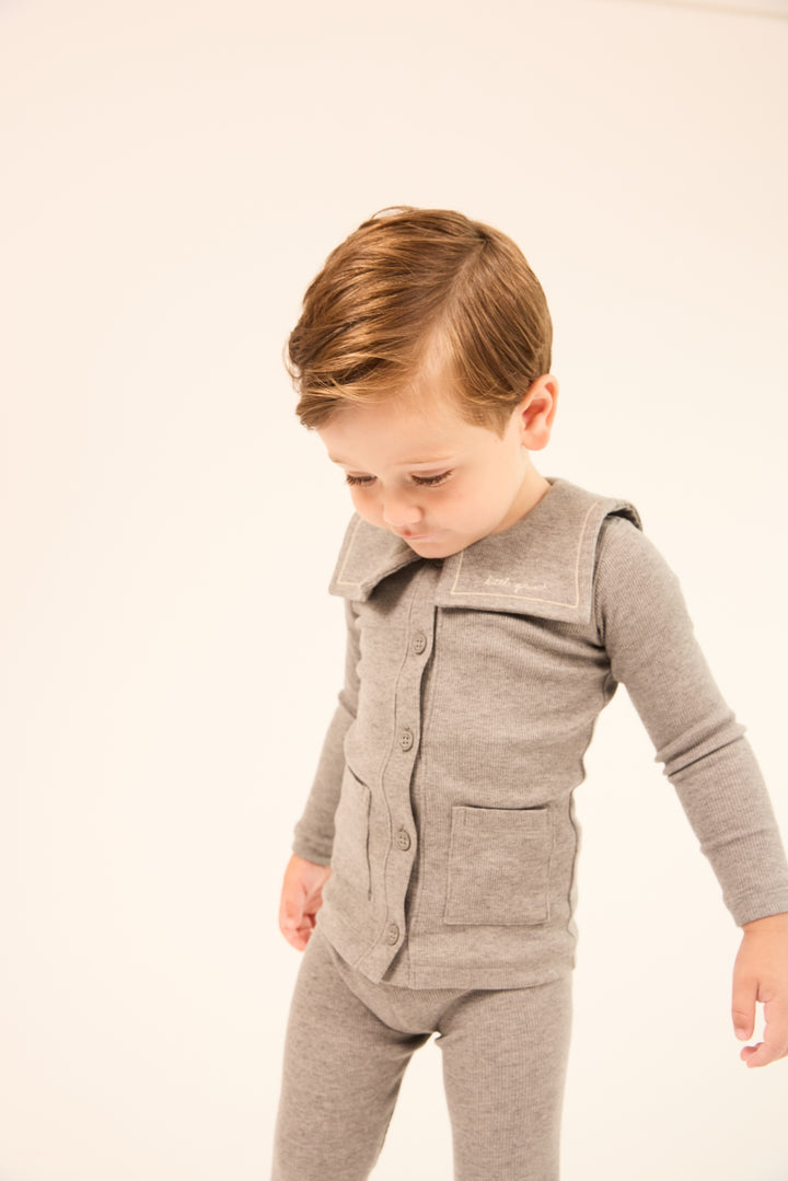 set outfit embroidered bib cardigan and overalls - grey