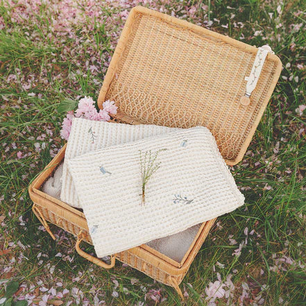 blanket waffle embroidered - blue