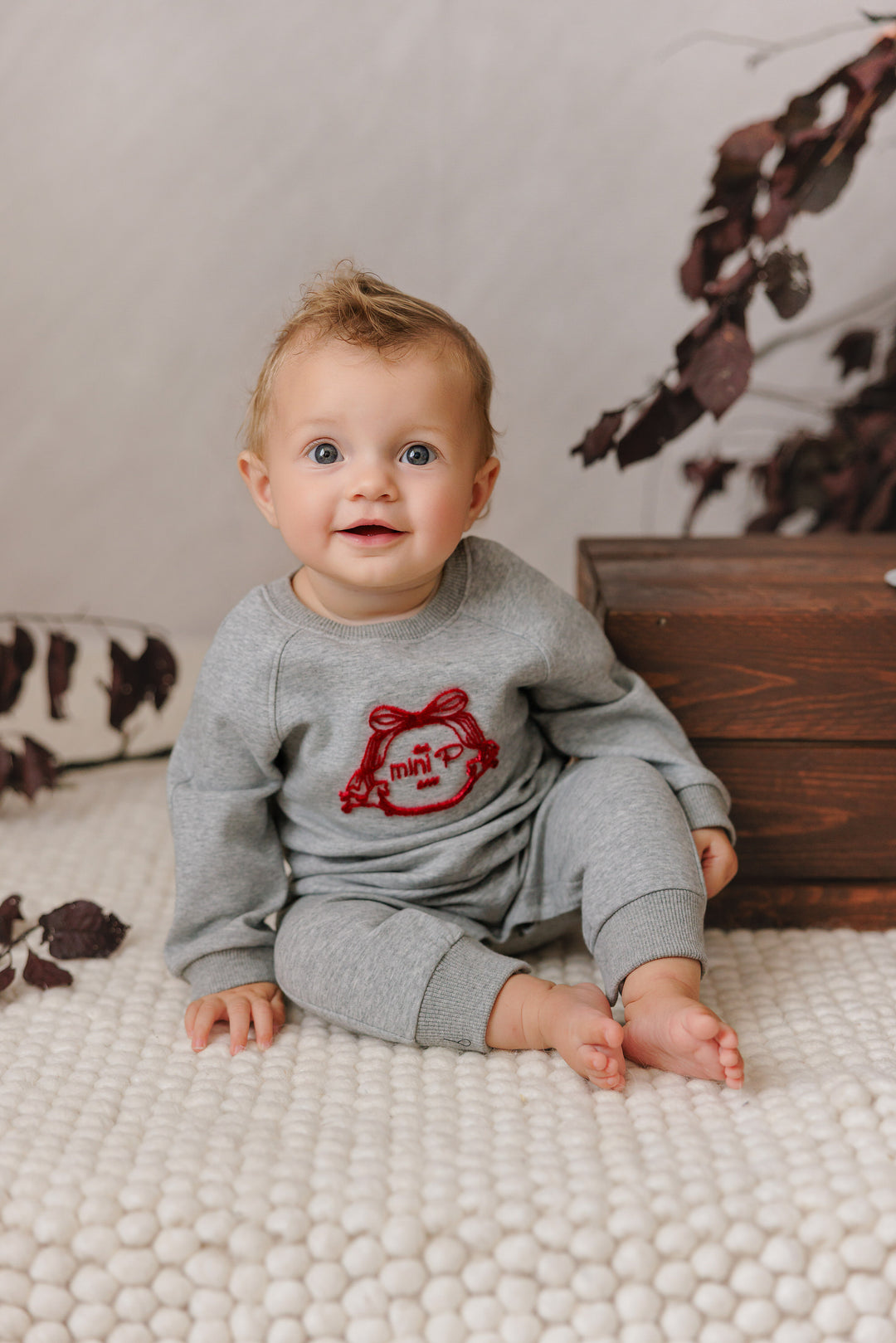 one piece velvet logo sweat romper - grey/red