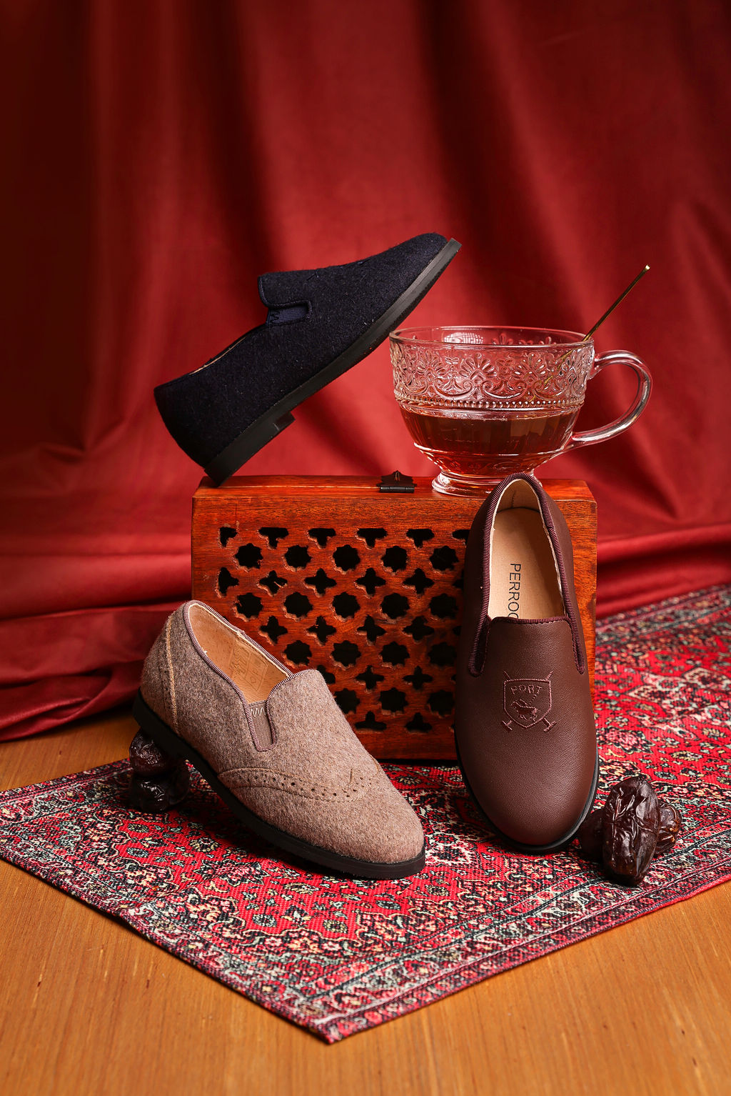shoes smoking with wingtip and thick sole