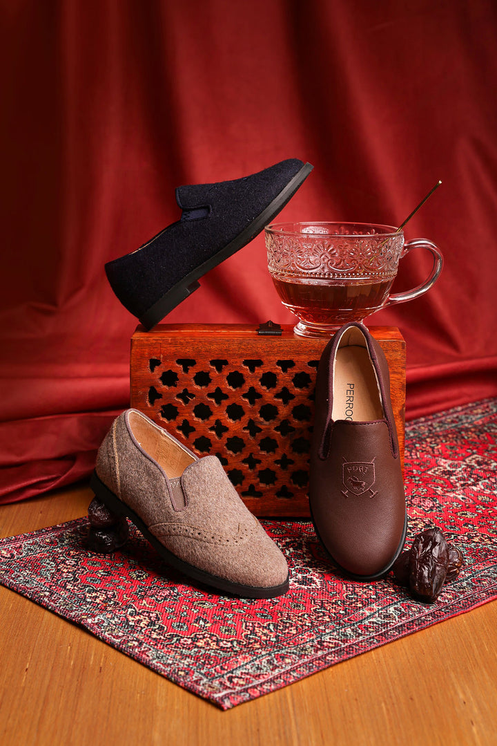shoes smoking with wingtip and thick sole