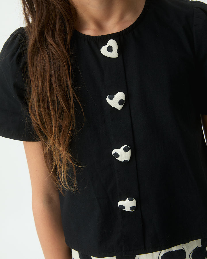 shirt s/s chunky heart button blouse - black