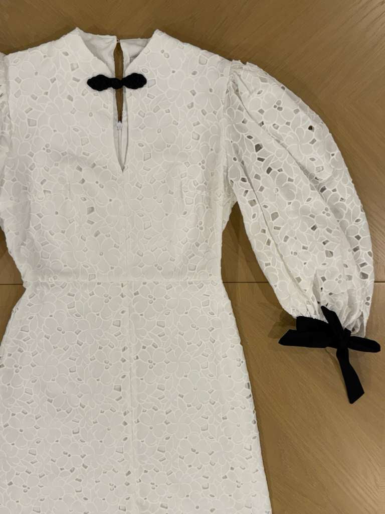 dress eyelet with bow closure - white