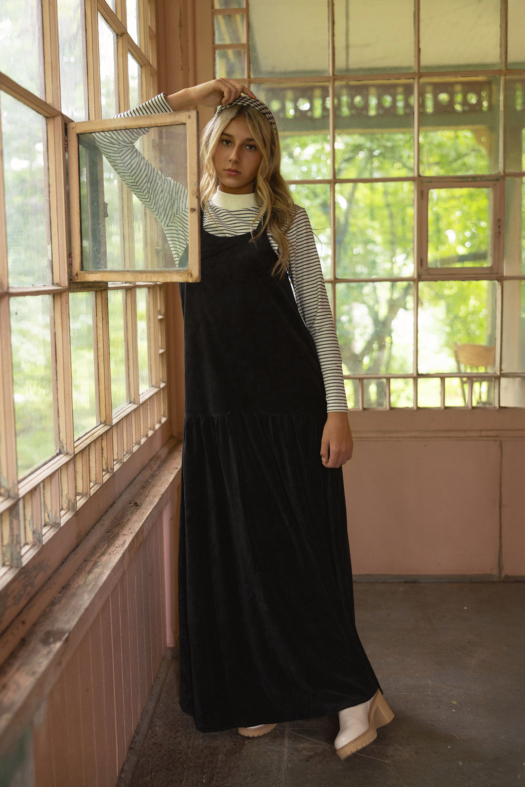 maxi dress velour jumper with turtle neck - black