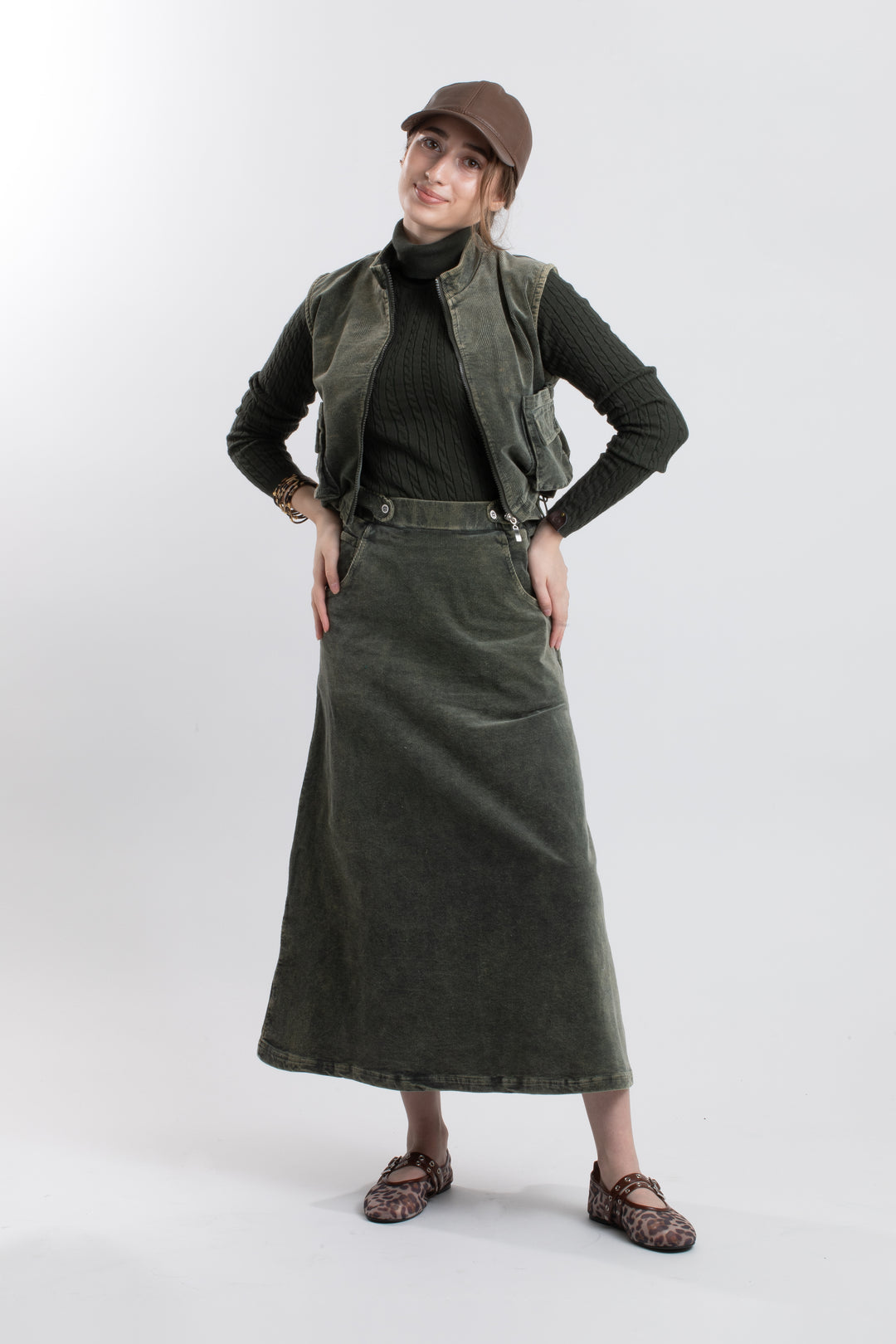 vest washed corduroy zip up with pockets - moss green