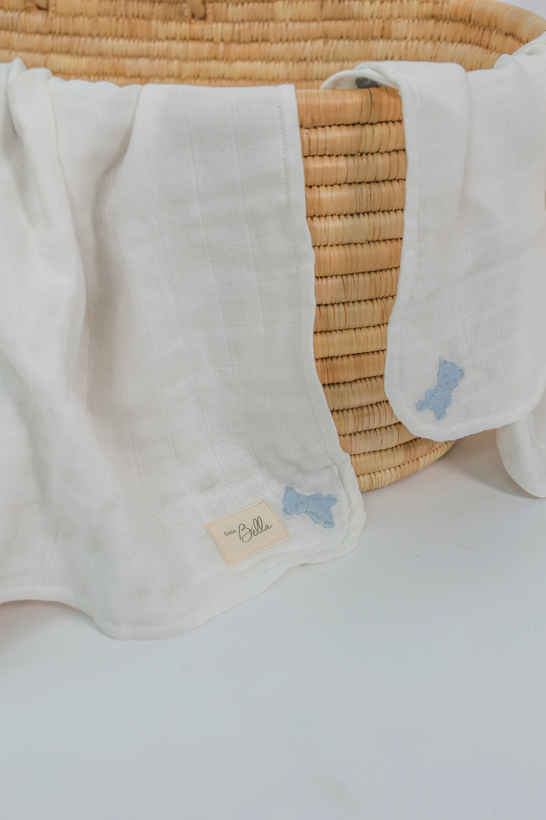 swaddle embroidered teddy gauze and lovey set - white/blue