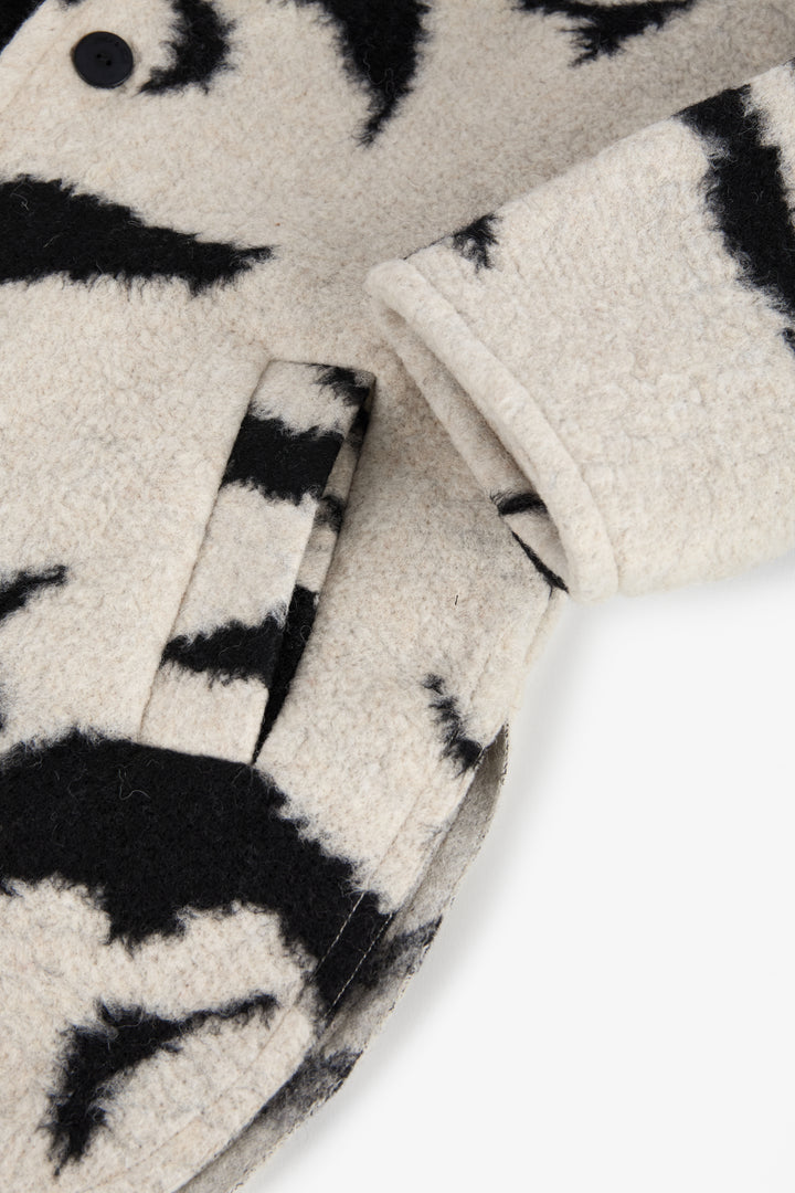 coat tinte button up oversized with collar - tinte