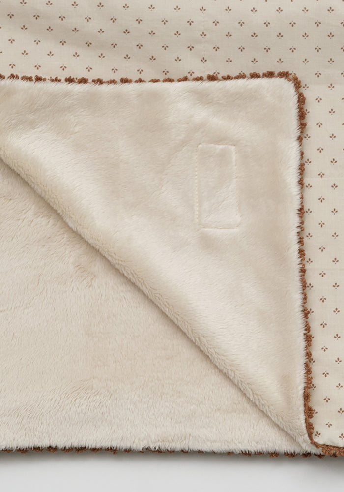 blanket bud print and fur inside - vintage brick