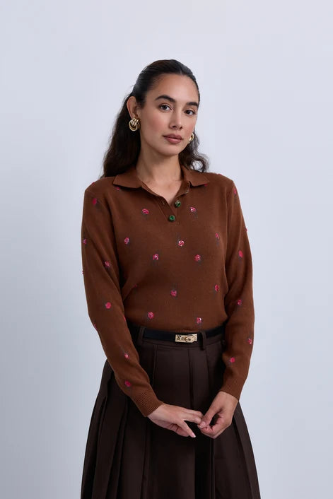 top l/s emerald buttons - rust