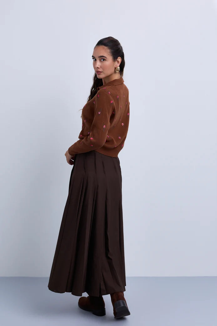 top l/s emerald buttons - rust
