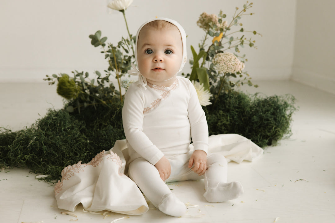 footie floral edge wrap with bonnet - white/pink