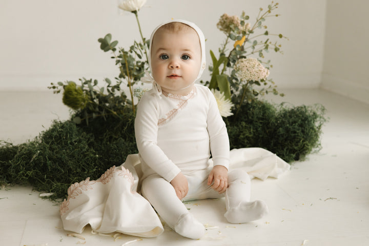 footie floral edge wrap with bonnet - white/pink