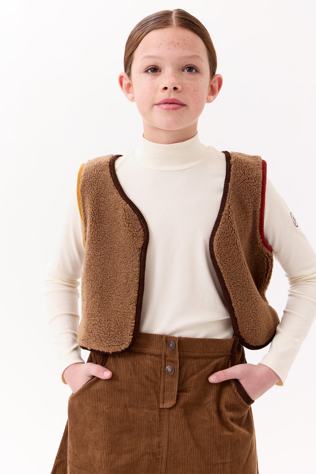 vest sherpa contrast trim - tan