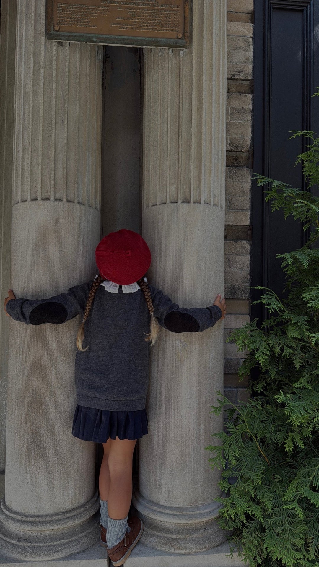 headband knit striped trim beret - burgundy