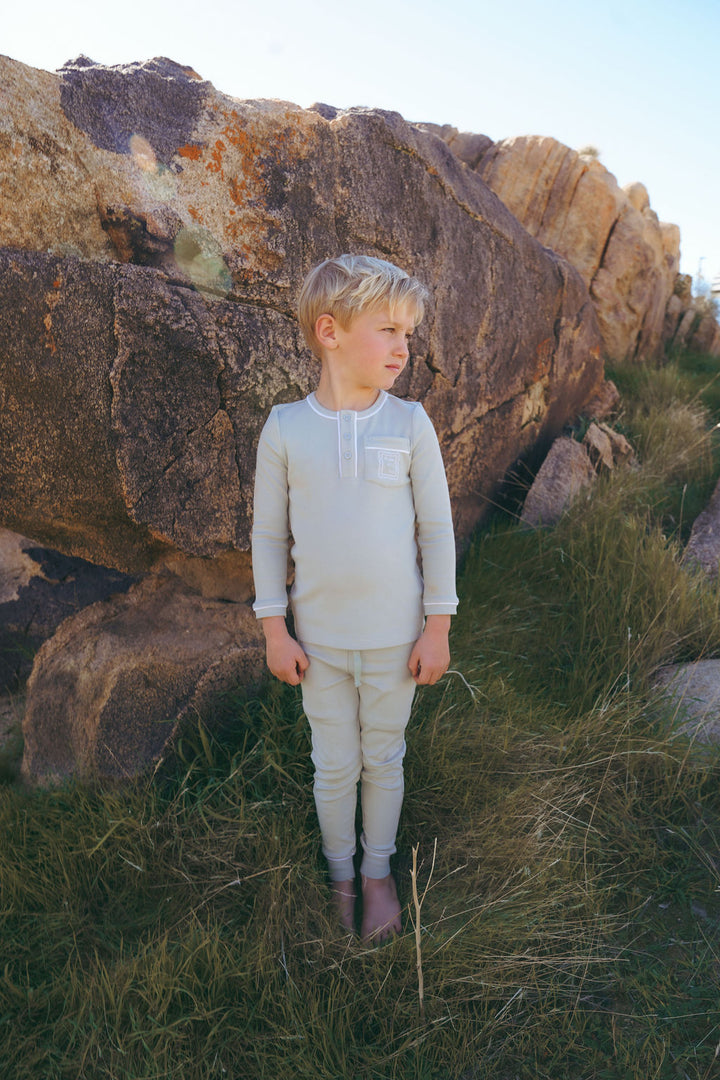 pajamas henley - sage green