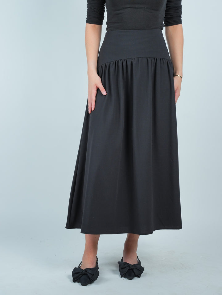 skirt diagonal yoke - black
