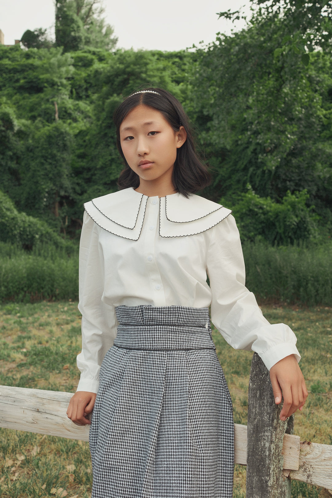 shirt l/s scalloped large double collar blouse - white