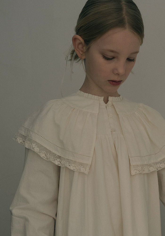 dress laced trim cape - ivory