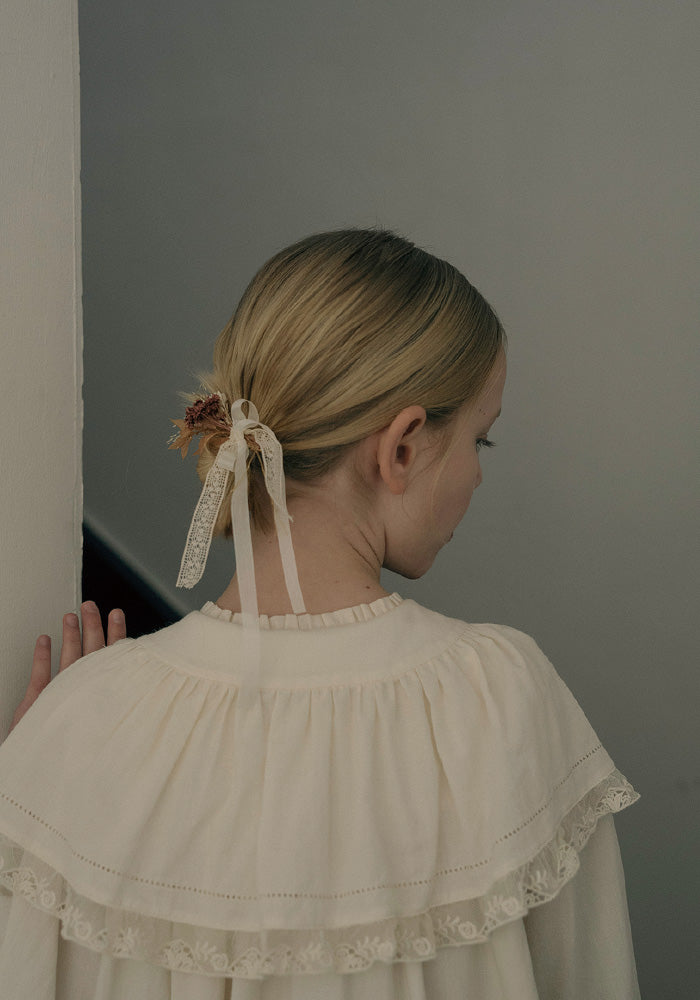 dress laced trim cape - ivory