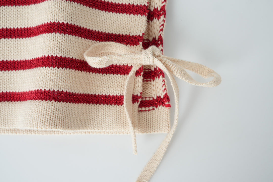 striped turtleneck collar - red striped