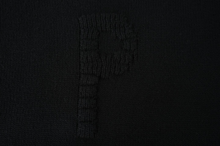 ""p"" emblem turtleneck sweater - black