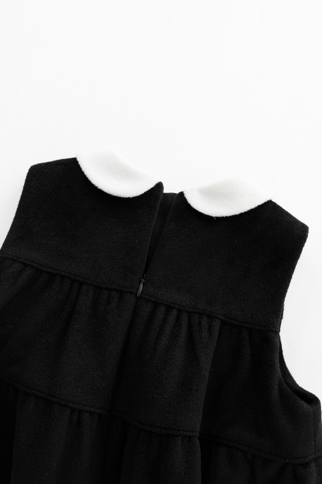 peter pan collared wool jumper - black