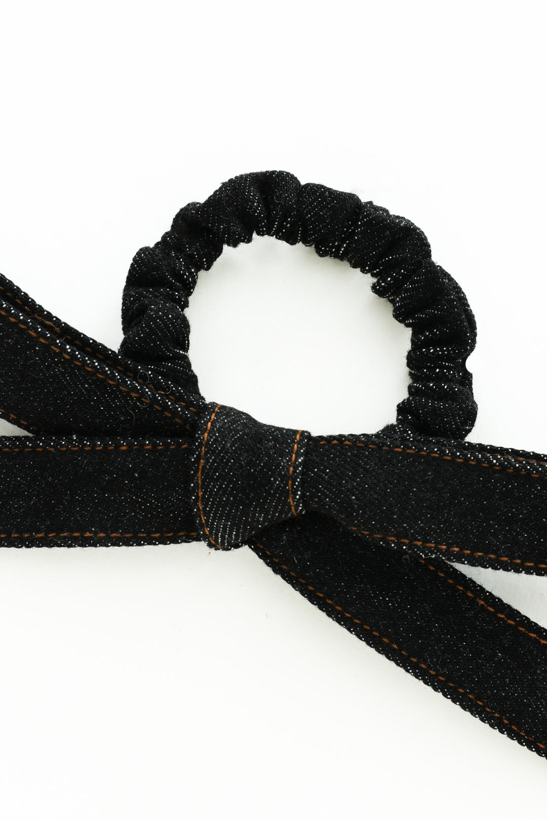 pony scrunchie with bow - black denim