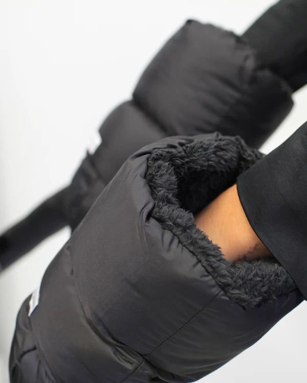 handmuffs warm - black plush