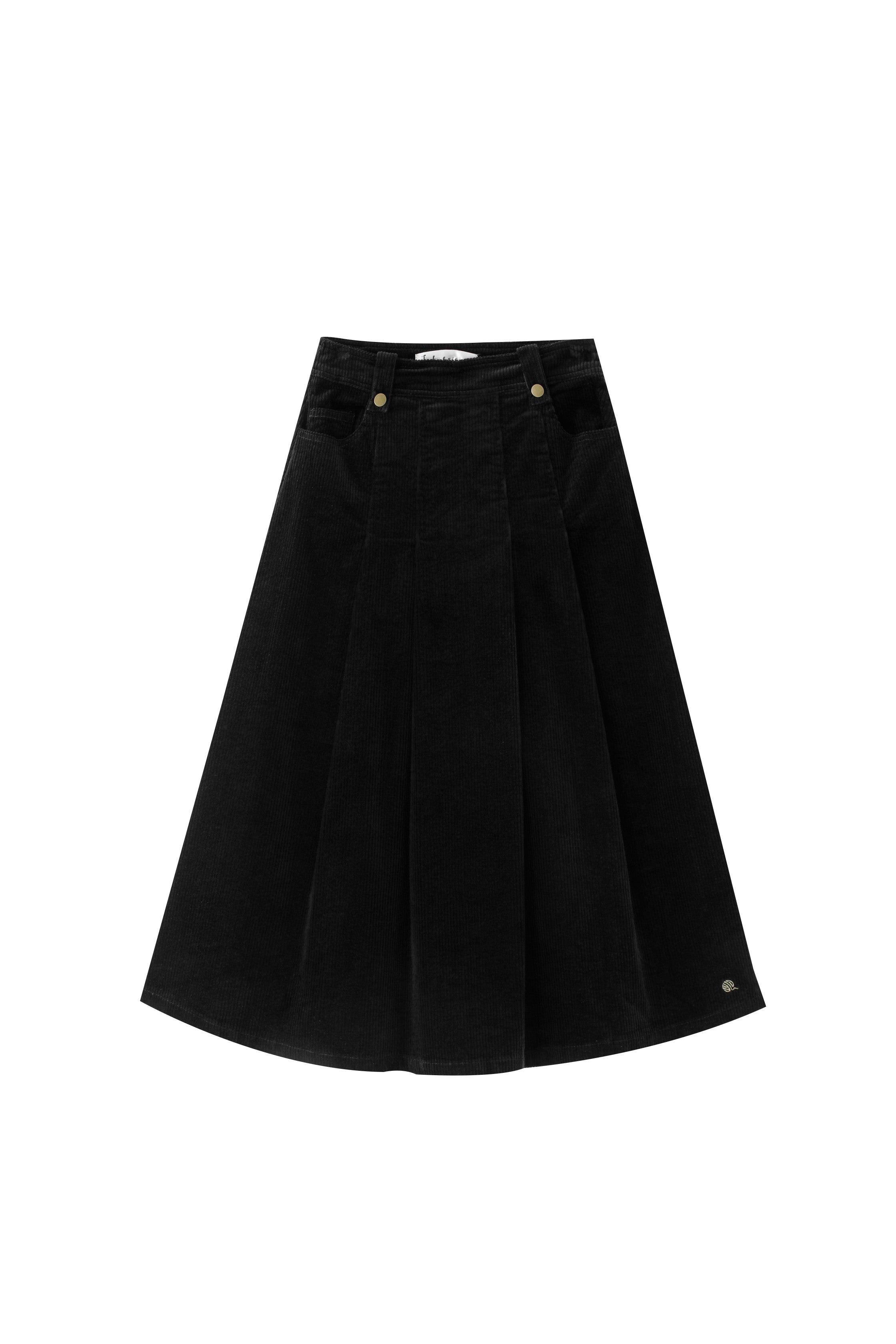 HYKE　RANDOM PLEATED SKIRT　BLACK HYKE RANDOM PLEATED SKIRT BLACK Womens Short Skirts - Split