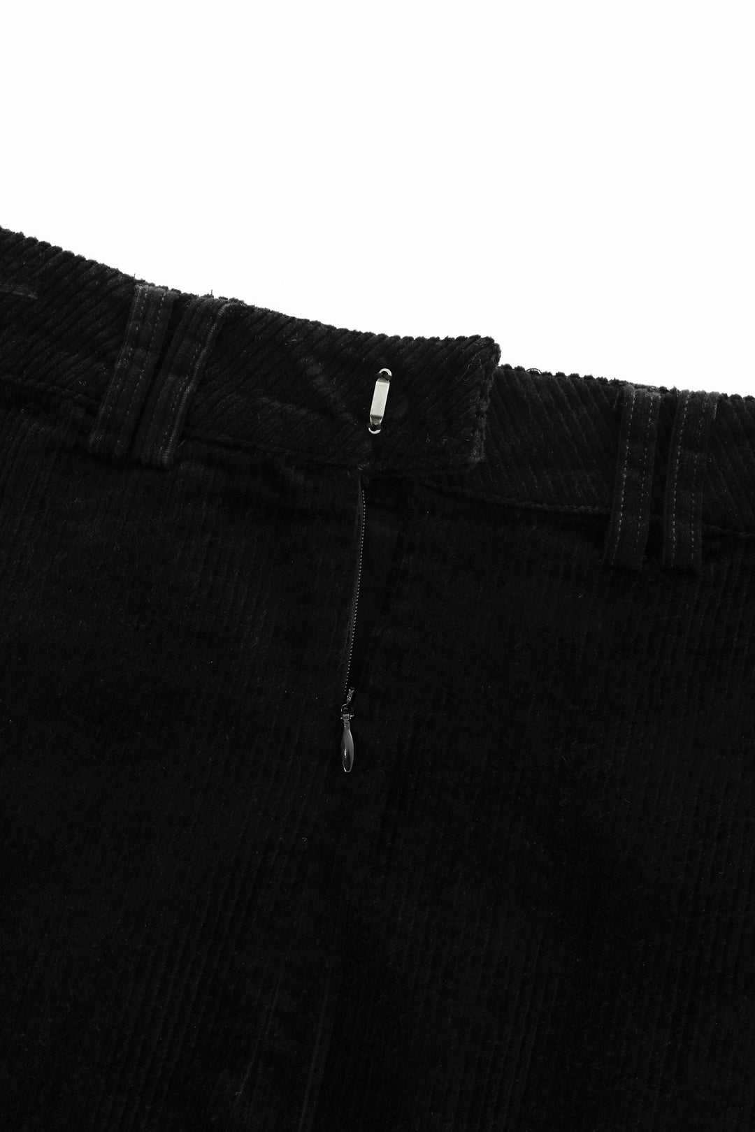 corduroy skirt with pockets - black