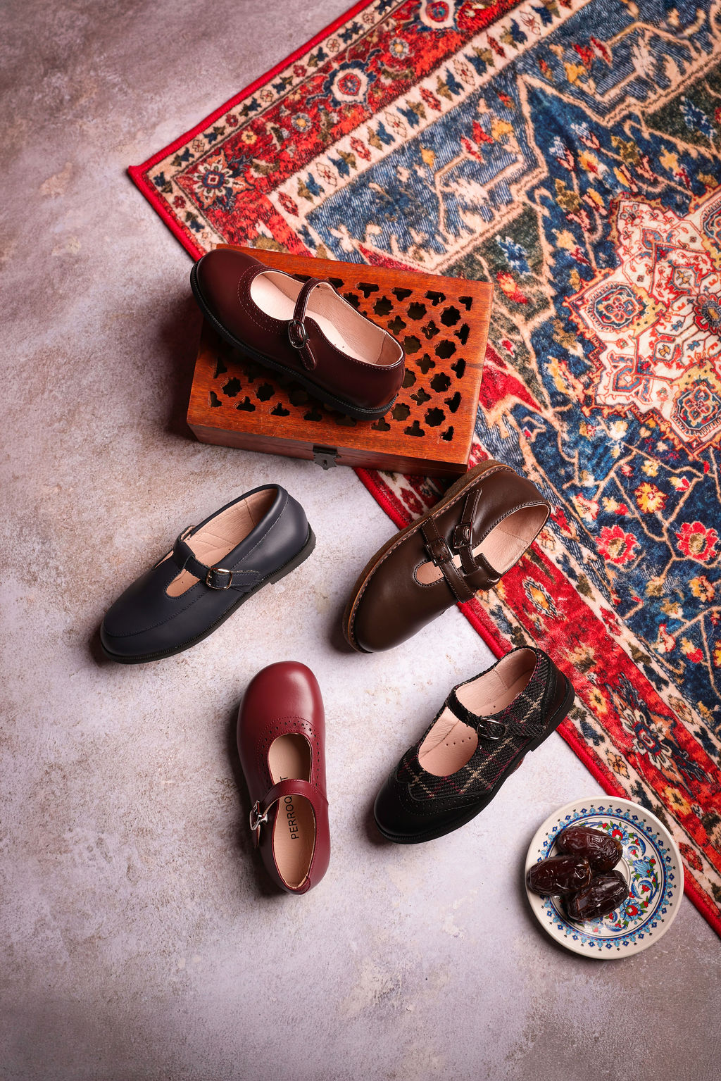 shoes everyday double t strap