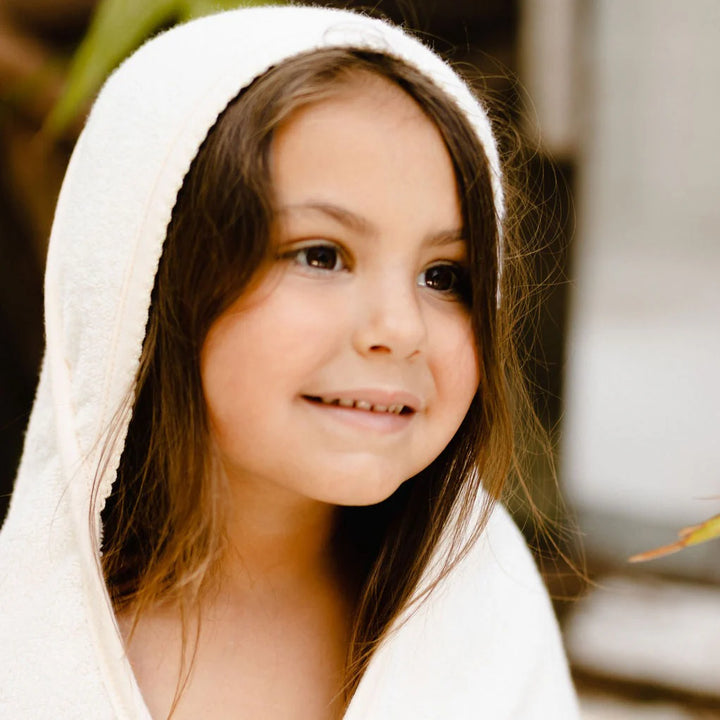 towel solid scalloped hooded and washcloth set - cream