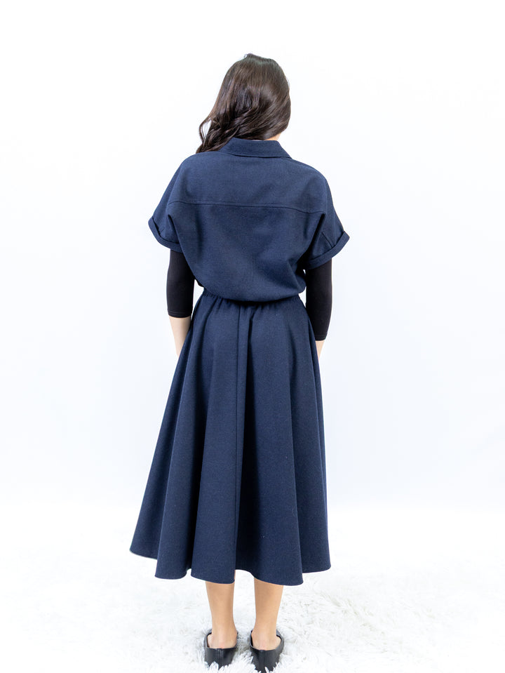 set outfit wool cropped shirt and flowy skirt - navy