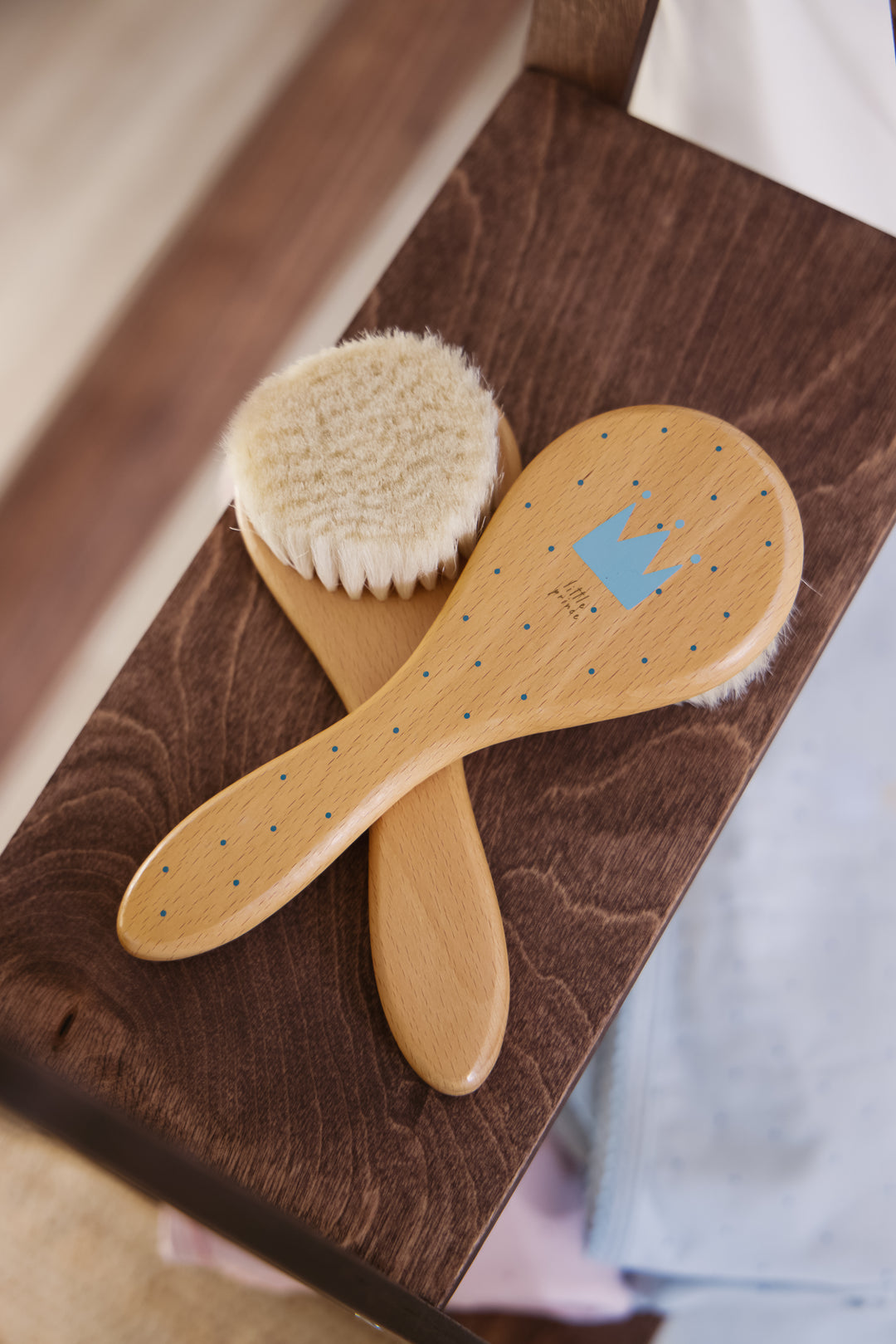 brush polka dot - blue