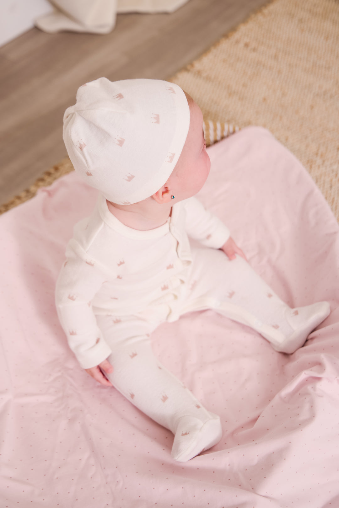 footie crown print - pink