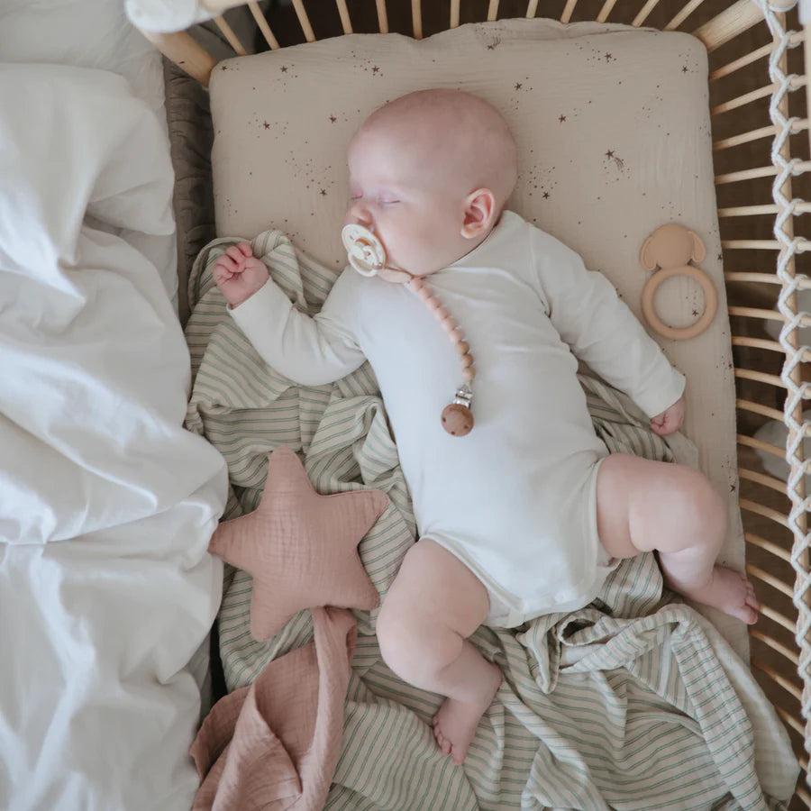 crib sheet regular muslin - falling stars